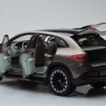 Mercedes EQE SUV X294 AMG Line Velvet Pruun NZG 1:18 - image 5 of 8