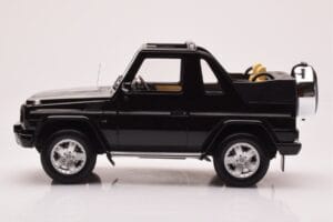 Mercedes G500 W463 Kabriolett Obsidian Must Otto 1:18 OT1040 Vaik - pilt 3/6