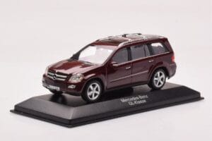 Mercedes GL X164 Karneool Punane Minichamps 1:43 B66962226 Metall - pilt 2/4