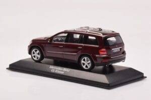 Mercedes GL X164 Karneool Punane Minichamps 1:43 B66962226 Metall - pilt 3/4