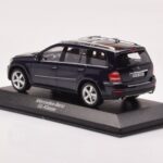 Mercedes GL X164 Tanzanite Sinine Minichamps 1:43 - image 3 of 4