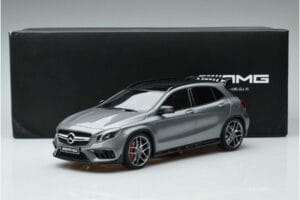 Mercedes AMG GLA 45 X156 Esindustuse Väljaanne GT Spirit 1:18 B66960467 Vaik - pilt 6/6