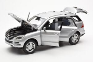 Mercedes M-Class W166 Iridium Hõbe Metallik Minichamps 1:18 B66960064 Metall - pilt 2/8