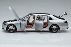 Mercedes Maybach S600 W222 V12 Biturbo Hightech Hõbedane Almost Real 1:18 820118 Metall - pilt 4/12