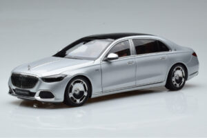 Mercedes Maybach S600 W222 V12 Biturbo Hightech Hõbedane Almost Real 1:18