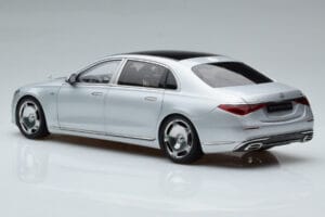 Mercedes Maybach S600 W222 V12 Biturbo Hightech Hõbedane Almost Real 1:18 820118 Metall - pilt 7/12