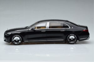 Mercedes Maybach S600 W222 V12 Biturbo Obsidian Must Almost Real 1:18 820115 Metall - pilt 5/11