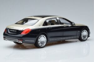 Mercedes Maybach S650 X222 Hõbedsinine Norev 1:18 B66960615 Metall - pilt 3/7
