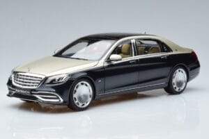 Mercedes Maybach S650 X222 Hõbedsinine Norev 1:18 B66960615 Metall