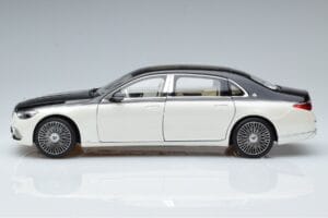 Mercedes Maybach S680 X223 Valge Norev 1:18 B66961424 Metall - pilt 4/7