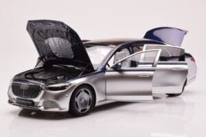 Mercedes Maybach S680 W223 Nautical Sinine Cirrus Hõbedane Almost Real 1:18 820125 Metall - pilt 2/8