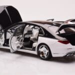 Mercedes Maybach S680 W223 Obsidian Must Diamond Valge Almost Real 1:18 - image 4 of 7