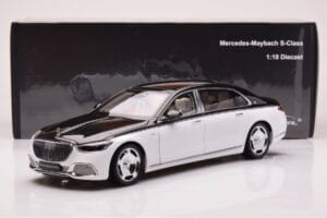 Mercedes Maybach S680 W223 Obsidian Must Diamond Valge Almost Real 1:18 820121 Metall - pilt 7/7