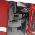 Mercedes O317 Porsche Transporter Punane CMR 1:18 - image 11 of 12