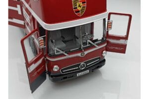 Mercedes O317 Porsche Transporter Punane CMR 1:18 CMR149 Metall - pilt 6/12