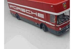 Mercedes O317 Porsche Transporter Punane CMR 1:18 CMR149 Metall - pilt 9/12