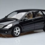 Mercedes R-Class W251 Obsidian Must Minichamps 1:18 B66962325 Metall
