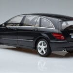 Mercedes R-Class W251 Obsidian Must Minichamps 1:18 B66962325 Metall - image 6 of 7
