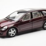Mercedes R-Class W251 Punane Metallic Minichamps 1:18