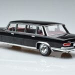 Mercedes 600 LWB Pullman W100 Must MCG 1:18 MCG18187 Metall - image 5 of 6