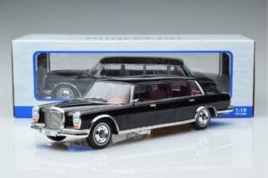 Mercedes 600 LWB Pullman W100 Must MCG 1:18 MCG18187 Metall - pilt 6/6
