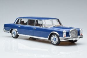 Mercedes S-Class 600 W100 LWB Pullman Tumesinine MCG 1:18 MCG18189 Metall - pilt 4/6