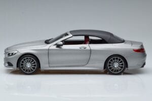 Mercedes S-Class A217 Kabriolett Hall Norev 1:18 B66960355 Metall - pilt 4/8