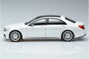 Mercedes S-Class W222 AMG Line Norev 1:18 183792 Metall - pilt 4/7