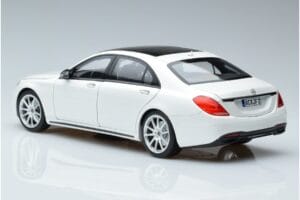 Mercedes S-Class W222 AMG Line Norev 1:18 183792 Metall - pilt 6/7