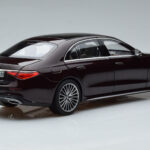 Mercedes S-Class W223 AMG Line Punane Norev 1:18 - image 3 of 8