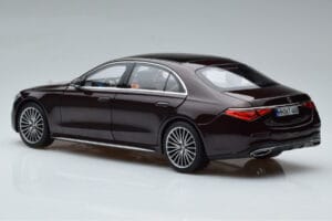 Mercedes S-Class W223 AMG Line Punane Norev 1:18 183804 Metall - pilt 7/8