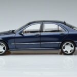 Mercedes S55 AMG W220 Sinine Norev 1:18 183817 Metall - image 4 of 7