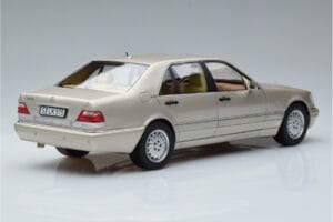 Mercedes S600 W140 Hõbedane Norev 1:18 183723 Metall - pilt 3/7