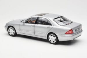Mercedes S600 W220 Hõbedane Metallic Norev 1:18 183810 Metall - pilt 7/8