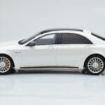 Mercedes AMG S65 W222 Valge GT Spirit 1:18 - image 3 of 8