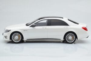 Mercedes AMG S65 W222 Valge GT Spirit 1:18 B66960371 Vaik - pilt 3/8