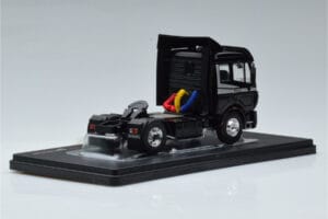 Mercedes SK2 1850 Must IXO 1:43 TR156 Metall - pilt 2/6