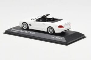 Mercedes SL 55 AMG R230 Valge Minichamps 1:43 400036170 Metall - pilt 3/4