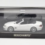 Mercedes SL 55 AMG R230 Valge Minichamps 1:43 - image 4 of 4