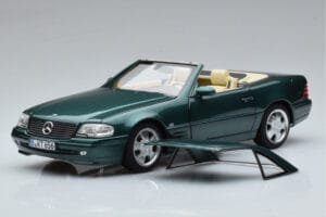 Mercedes SL500 R129 Roheline Metallic Norev 1:18 183753 Metall - pilt 3/8