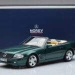 Mercedes SL500 R129 Roheline Metallic Norev 1:18 183753 Metall - image 8 of 8
