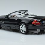 Mercedes SL500 R230 Must Norev 1:18 183840 Metall - image 6 of 8