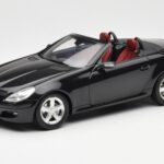 Mercedes SLK R171 Obsidian Must Metallic Minichamps 1:18