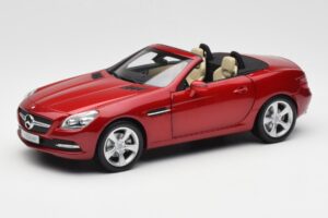 Mercedes SLK R172 Designo Zircon Punane Minichamps 1:18