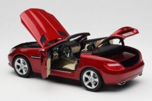 Mercedes SLK R172 Designo Zircon Punane Minichamps 1:18 B66960513 Metall - pilt 5/8