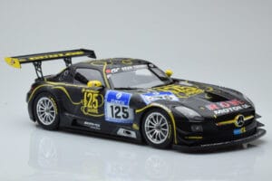 Mercedes SLS AMG GT3 Rowe Racing #125 Zehe / Bullitt / Renger / Hartung ADAC 24 Hours of Nurburgring 2013 Minichamps 1:18 151 - pilt 4/6