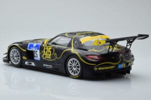 Mercedes SLS AMG GT3 Rowe Racing #125 Zehe / Bullitt / Renger / Hartung ADAC 24 Hours of Nurburgring 2013 Minichamps 1:18 151 - pilt 5/6