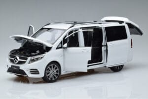 Mercedes V-Class W447 V260L Valge OEM 1:18 QALCN89911149 Metall - pilt 2/8
