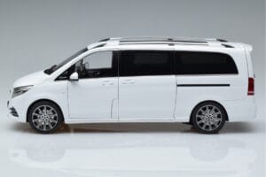 Mercedes V-Class W447 V260L Valge OEM 1:18 QALCN89911149 Metall - pilt 4/8