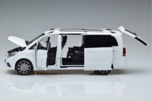Mercedes V-Class W447 V260L Valge OEM 1:18 QALCN89911149 Metall - pilt 5/8